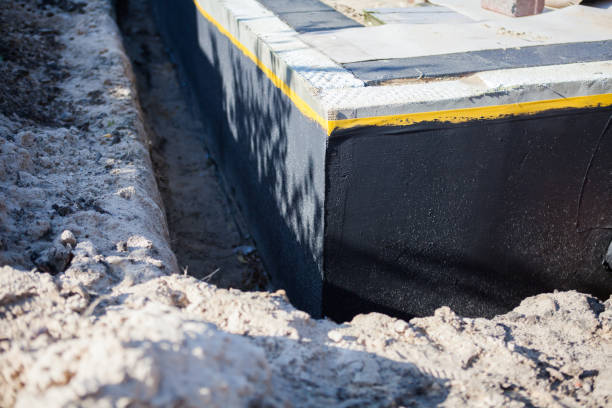 Professional Vapor Barrier Installation technician working in Woodland, WA